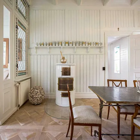 Holiday home Ferienhaus Strandschloesschen *